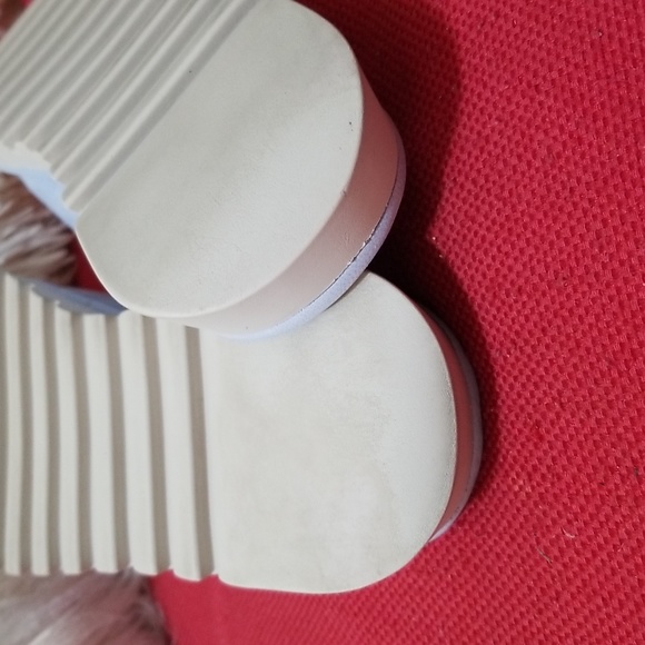 C.A.S.L.O.N SANDALS - Picture 8 of 10